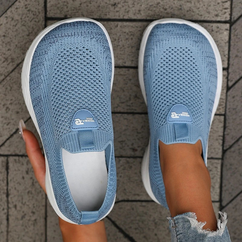 Unisex Wide-Toe Mesh Sneakers
