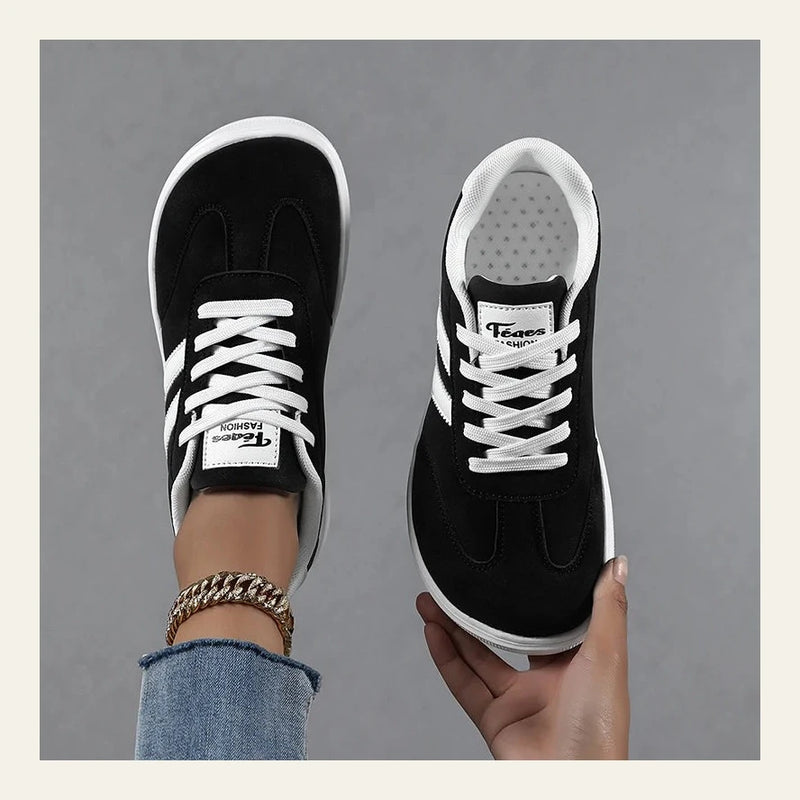Women's Wide-Toe Walking Sneakers